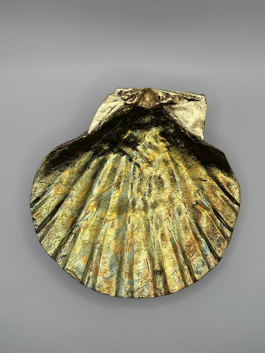 Gilded Scallop Shell