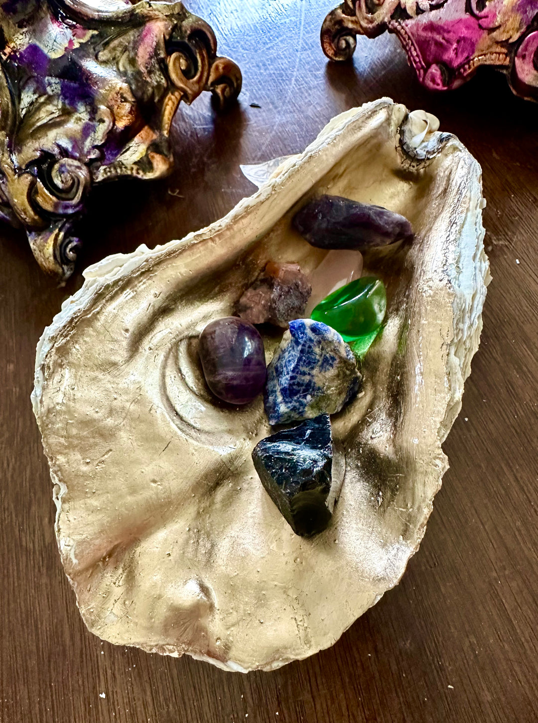 Giant Glided Oyster Shell - 22k Moon Gold
