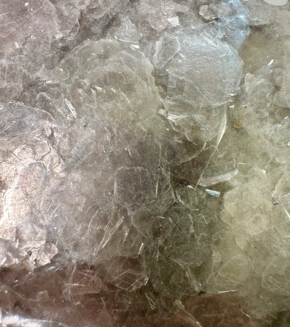 Natural Mica Flakes